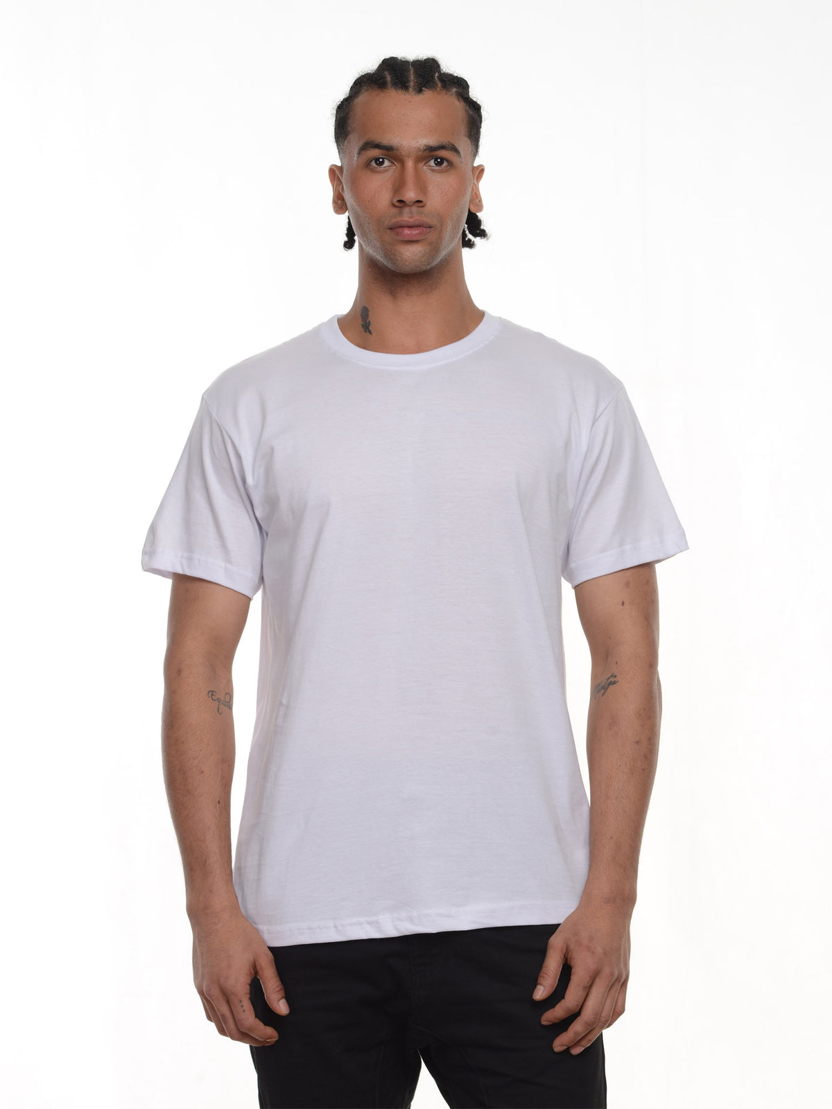 Camiseta hombre básica fit natural color blanco · Aritex Colombia