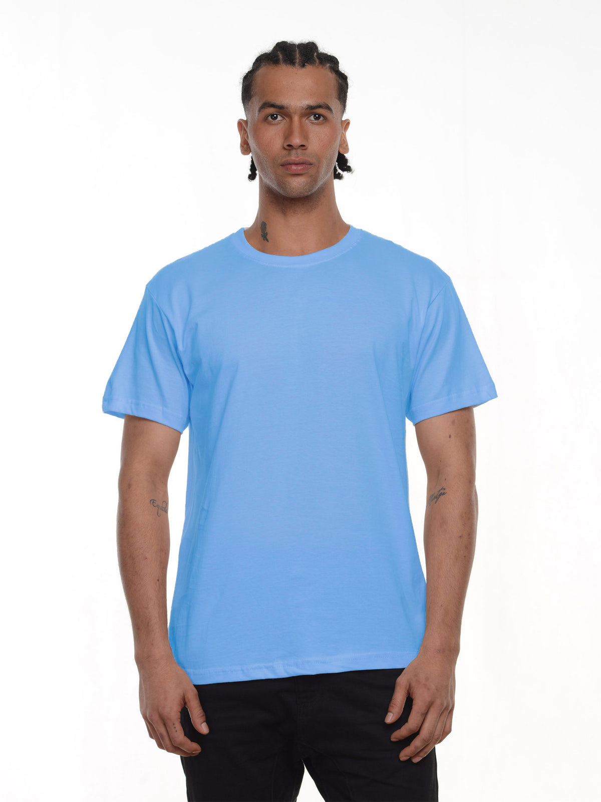 Camiseta hombre básica fit natural color agua · Aritex Colombia