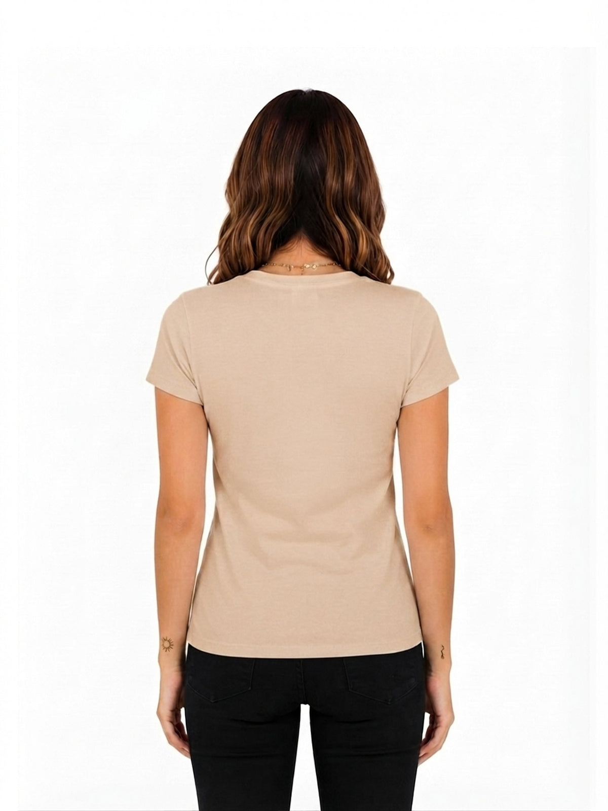 Camiseta mujer slim fit color nude, vista 2 · Aritex Colombia