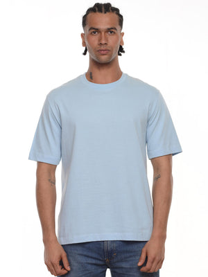 Camiseta hombre regular fit 230g color azul cielo · Aritex Colombia