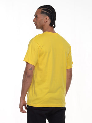 Camiseta hombre básica fit natural color amarillo, vista 2 · Aritex Colombia