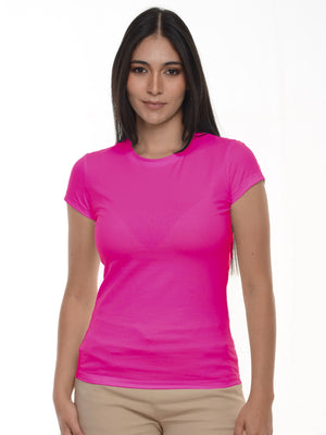 Camiseta mujer slim fit cuello redondo color fucsia · Aritex Colombia