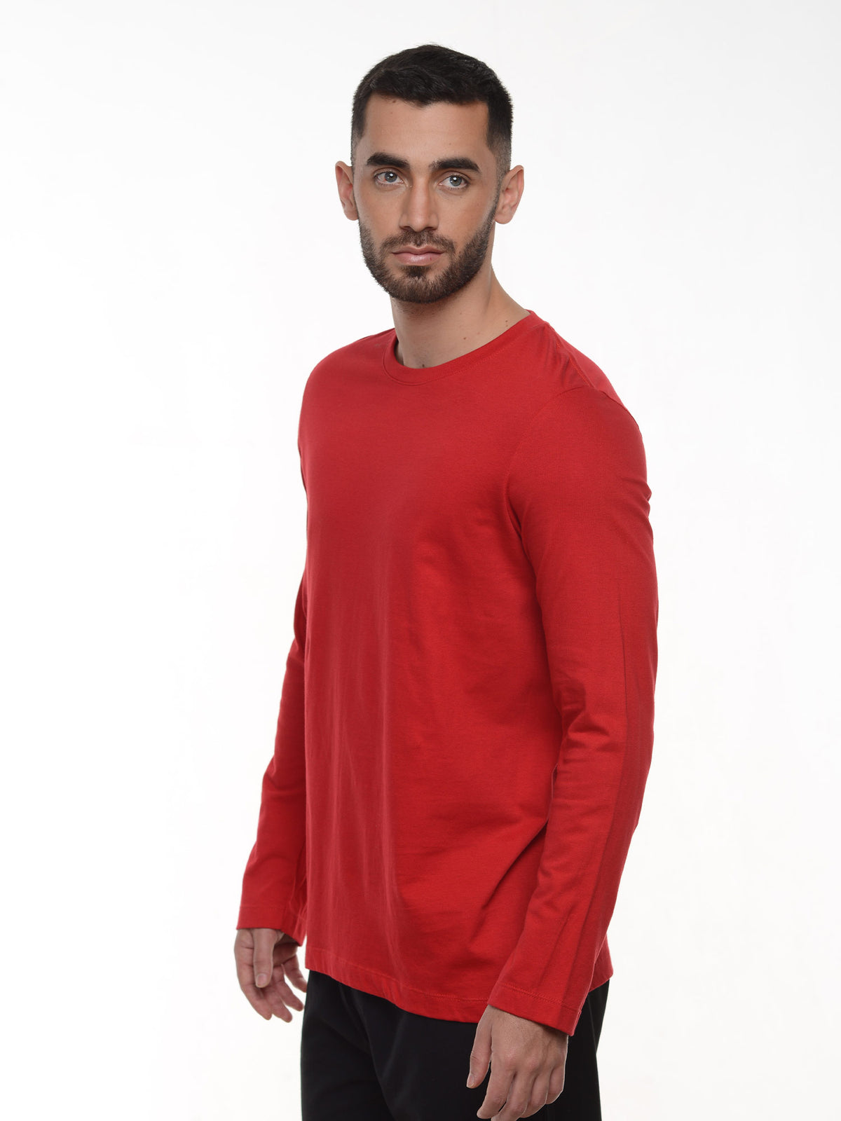 Camiseta hombre manga larga color rojo marlboro, vista 2 · Aritex Colombia