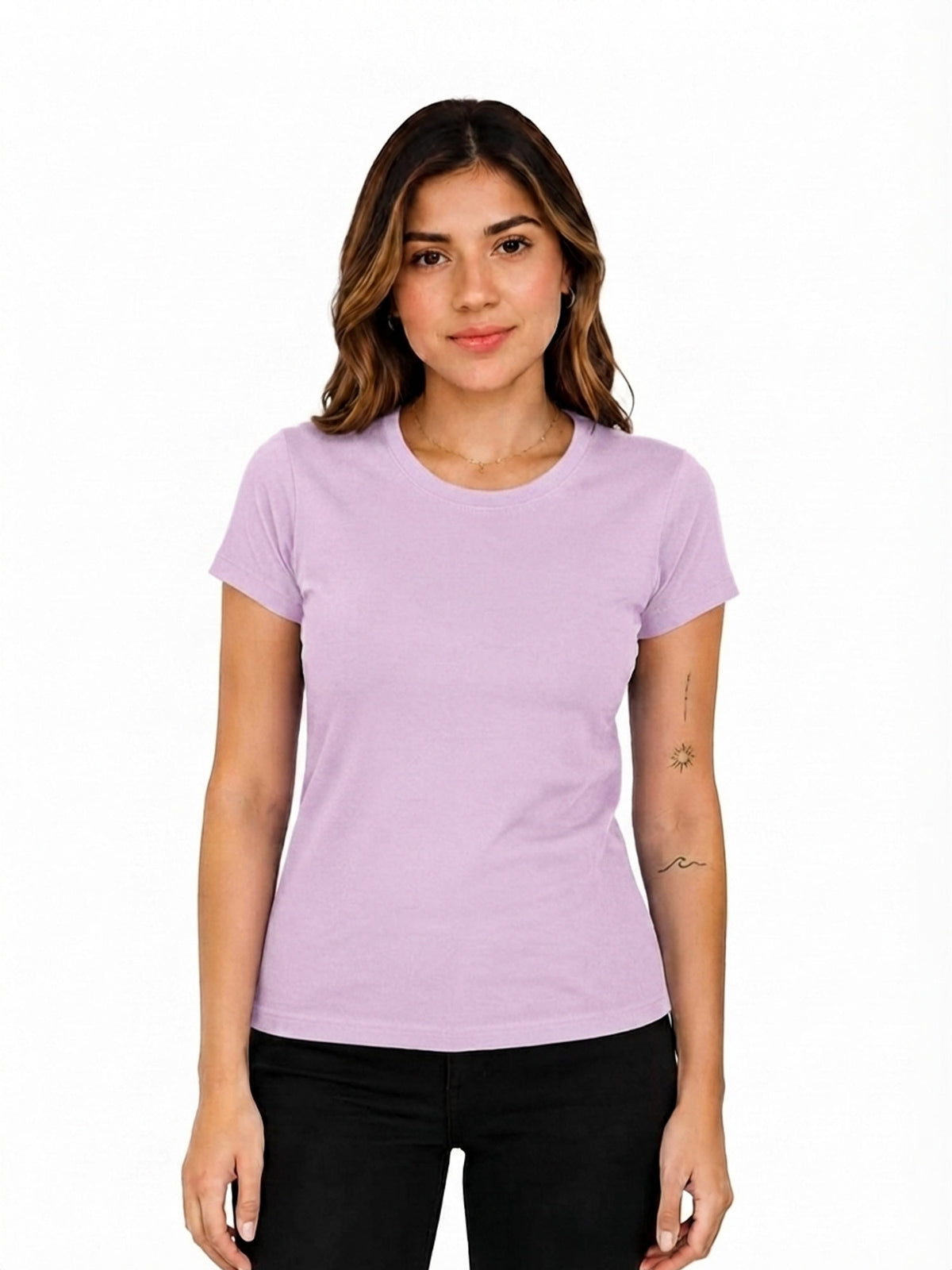 Camiseta mujer slim fit color lila · Aritex Colombia