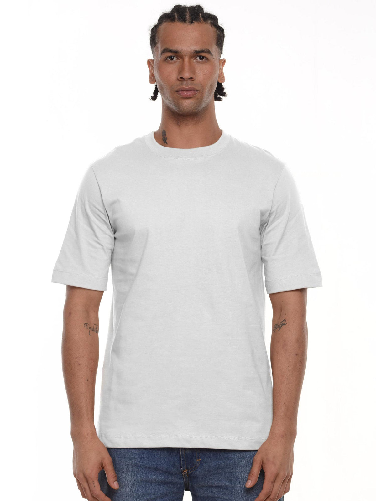 Camiseta hombre regular fit 230g color blanco · Aritex Colombia