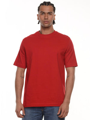 Camiseta hombre regular fit 230g color rojo · Aritex Colombia
